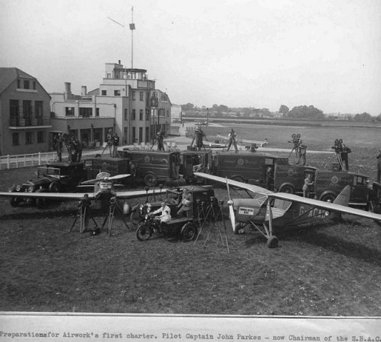 g-acab dh puss moth airwork amy johnson the desert cloud 0029-0049